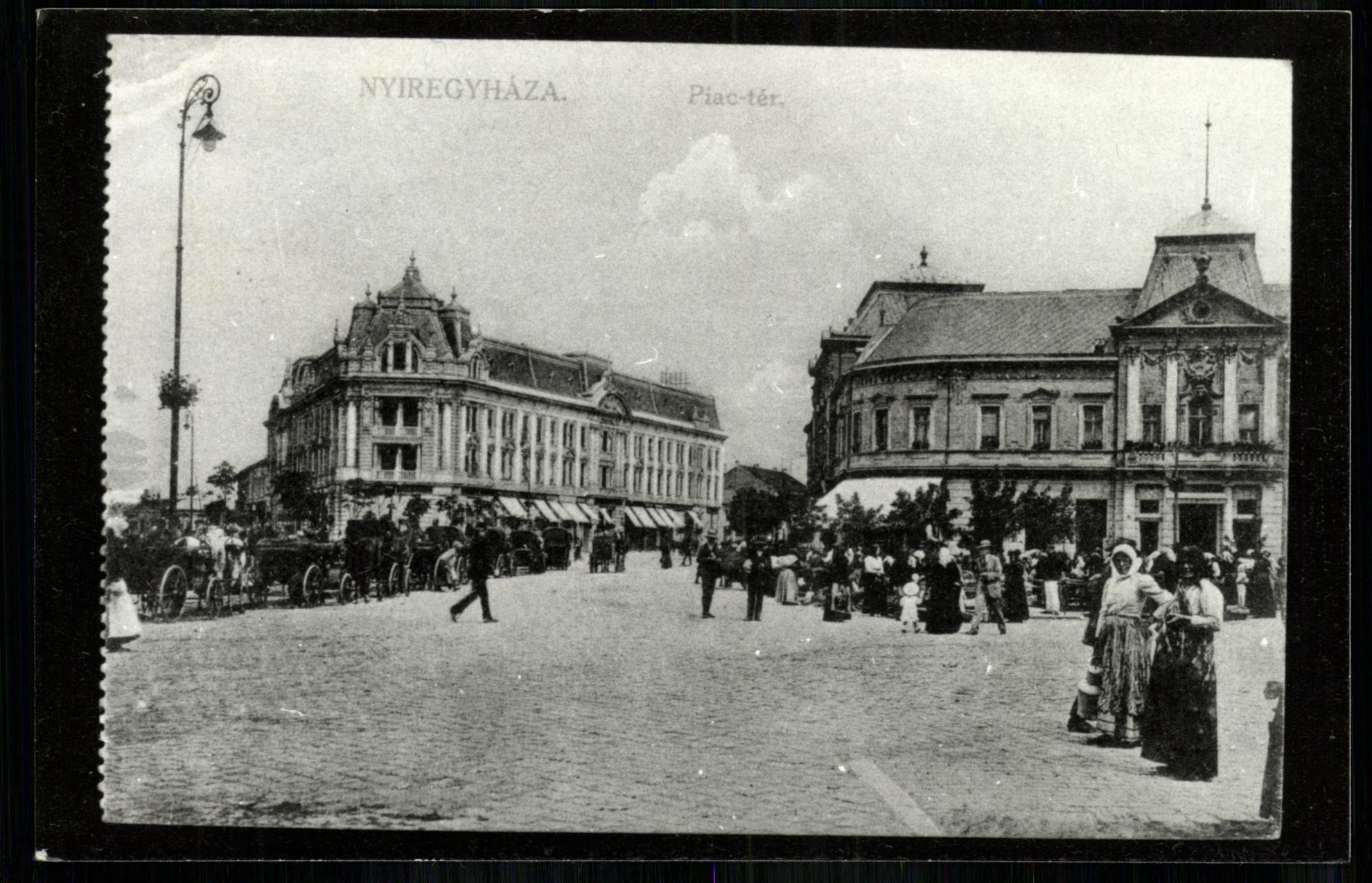 Nyíregyháza; Piac tér (Magyar Kereskedelmi és Vendéglátóipari Múzeum CC BY-NC-ND)