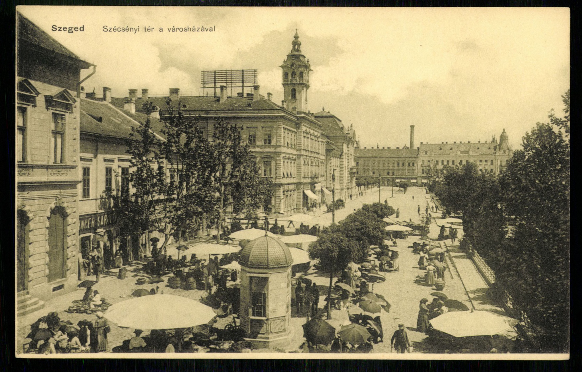 Szeged; Széchényi tér a Városházával (Magyar Kereskedelmi és Vendéglátóipari Múzeum CC BY-NC-ND)
