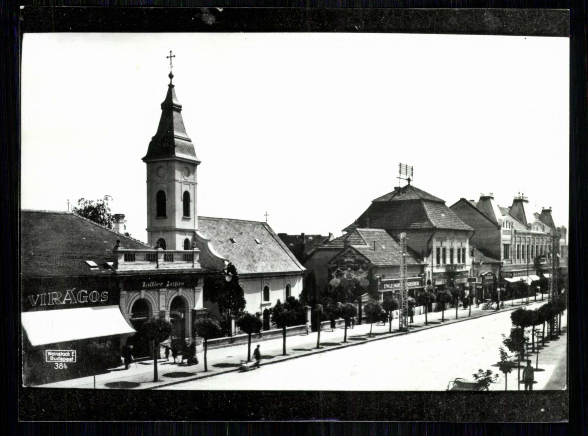 Szentes; Kossuth utcai üzlet (Magyar Kereskedelmi és Vendéglátóipari Múzeum CC BY-NC-ND)
