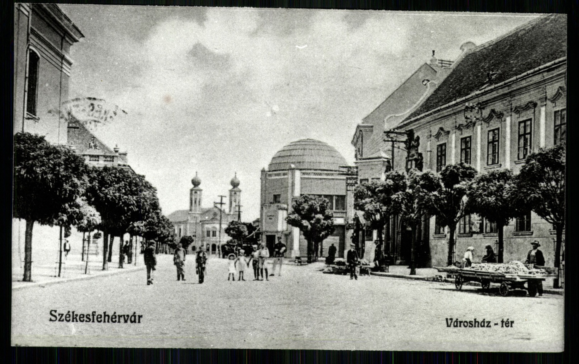 Székesfehérvár; Városház tér (Magyar Kereskedelmi és Vendéglátóipari Múzeum CC BY-NC-ND)