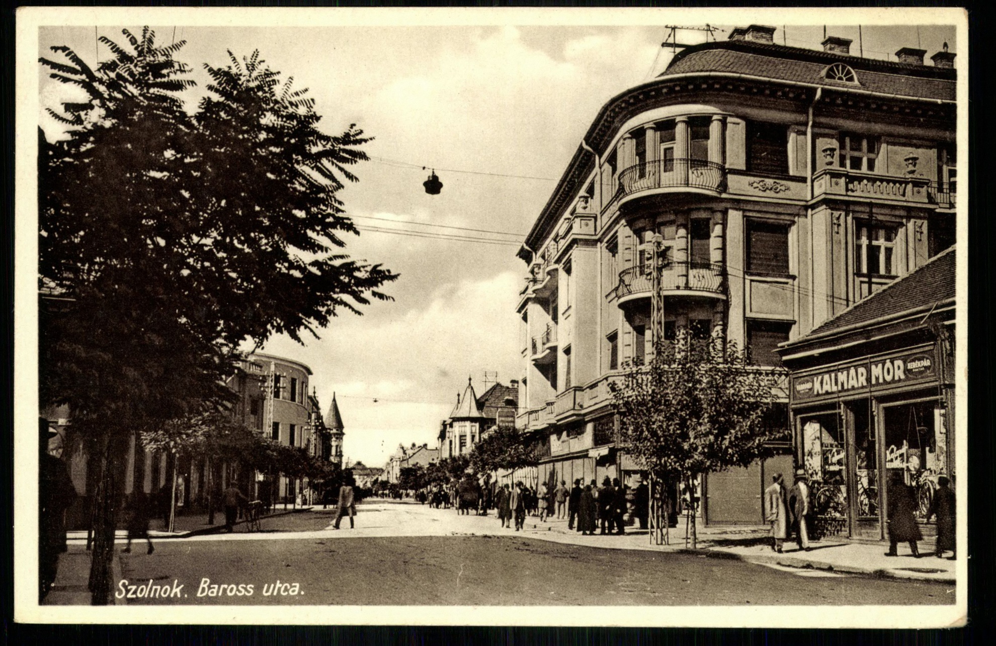 Szolnok; Baross utca (Magyar Kereskedelmi és Vendéglátóipari Múzeum CC BY-NC-ND)