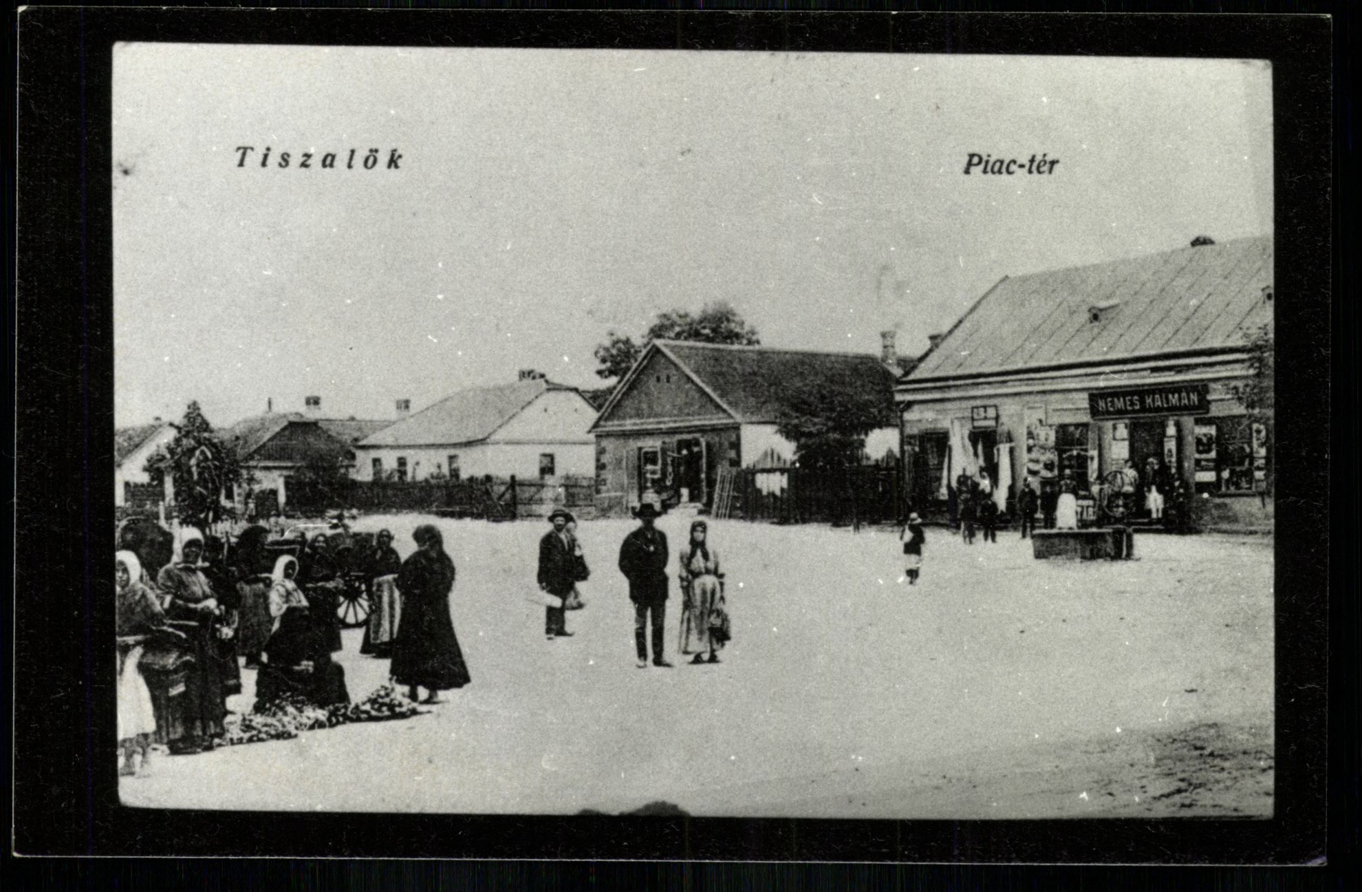 Tiszalök; Piac tér (Magyar Kereskedelmi és Vendéglátóipari Múzeum CC BY-NC-ND)