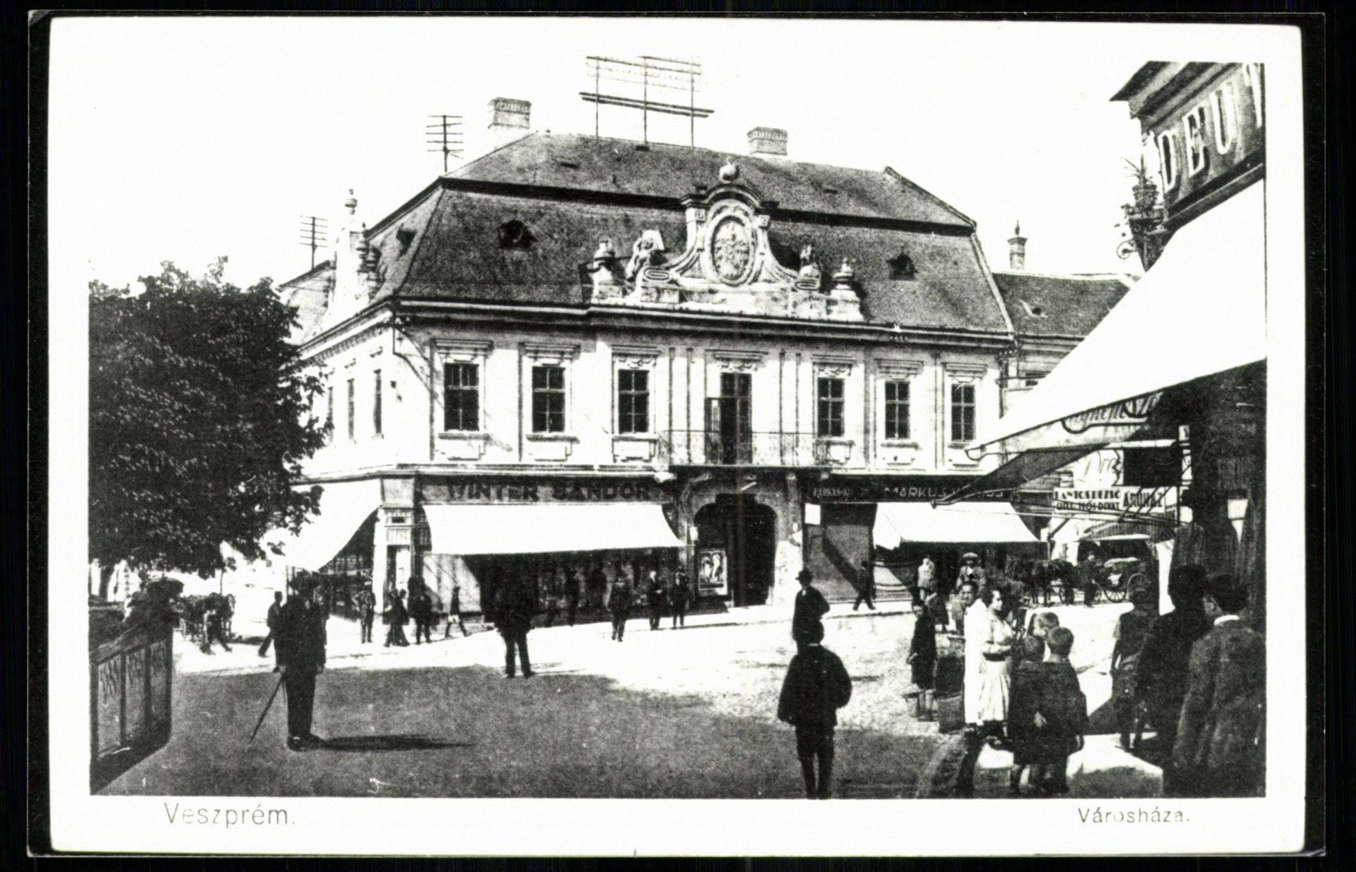 Veszprém; Városháza (Magyar Kereskedelmi és Vendéglátóipari Múzeum CC BY-NC-ND)