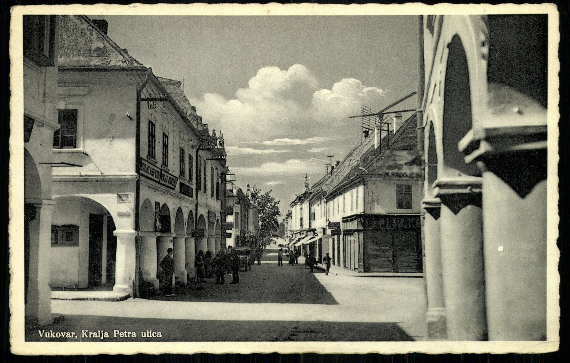 Vukovar; Kralja Petra ulica (Magyar Kereskedelmi és Vendéglátóipari Múzeum CC BY-NC-ND)