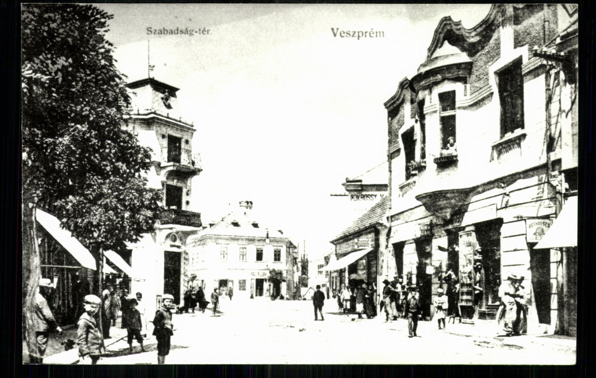 Veszprém; Szabadság tér (Magyar Kereskedelmi és Vendéglátóipari Múzeum CC BY-NC-ND)