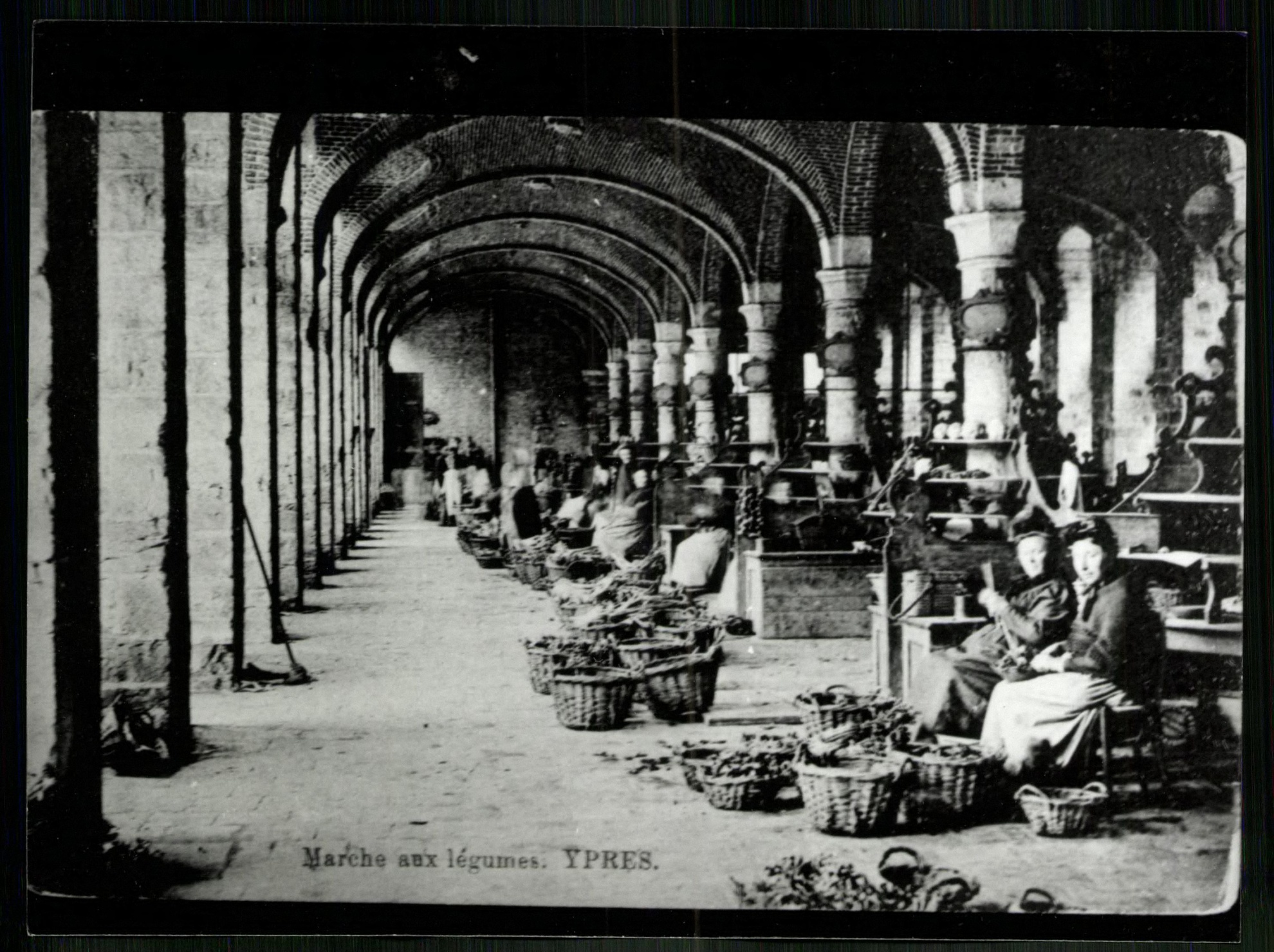 Ypres; Zöldségpiac (Magyar Kereskedelmi és Vendéglátóipari Múzeum CC BY-NC-ND)