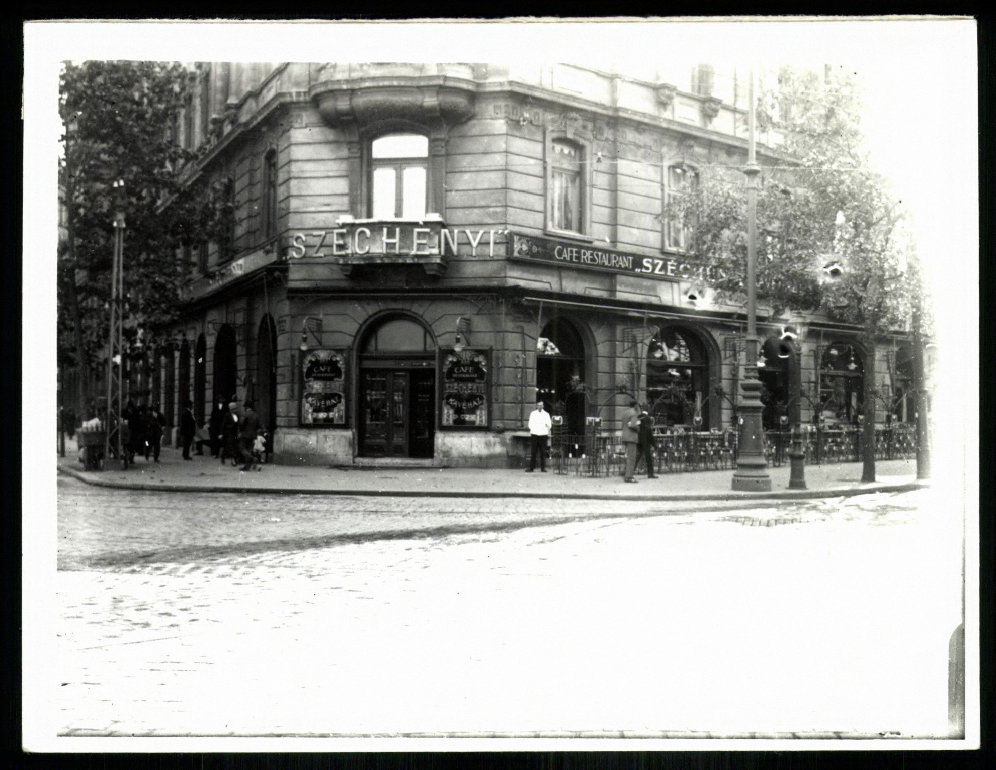 Széchenyi kávéház, Budapest (Magyar Kereskedelmi és Vendéglátóipari Múzeum CC BY-NC-ND)
