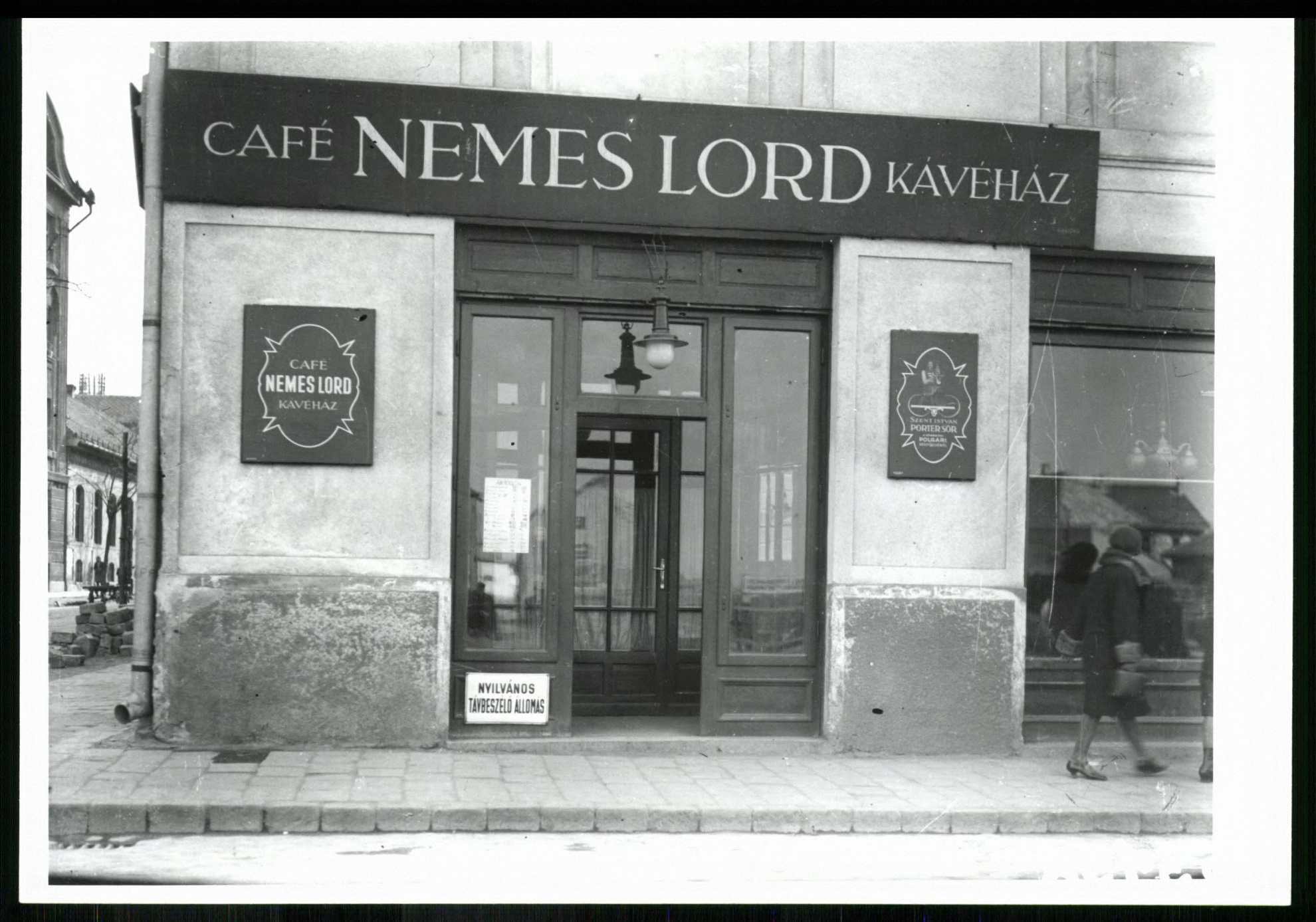 Café Nemes Lord Kávéház, Budapest (Magyar Kereskedelmi és Vendéglátóipari Múzeum CC BY-NC-ND)