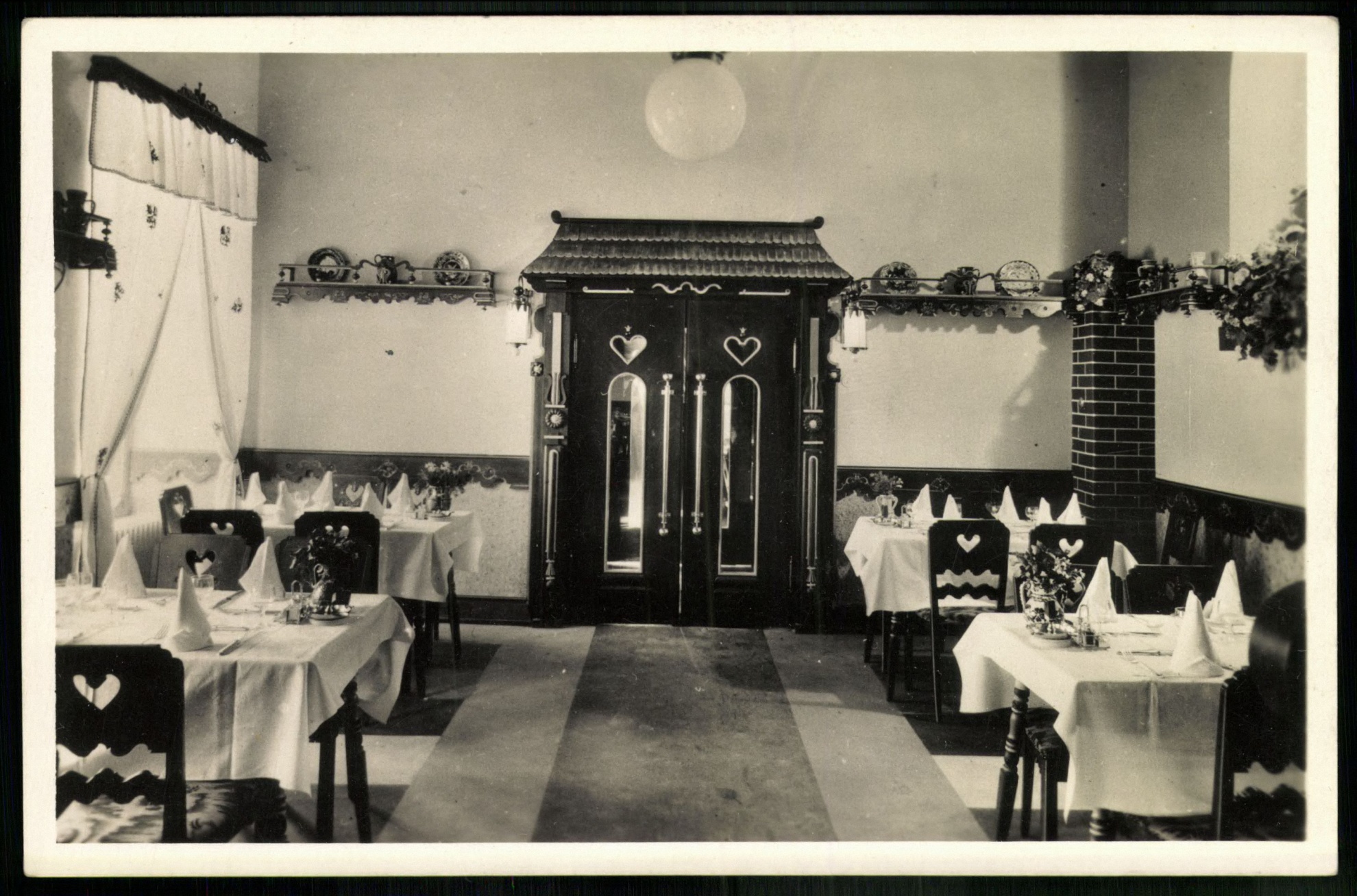 Budai Spolarich étterem és söröző Kft. Budapest, Alagút utca 5. Telefon: 603-35 (Magyar Kereskedelmi és Vendéglátóipari Múzeum CC BY-NC-ND)