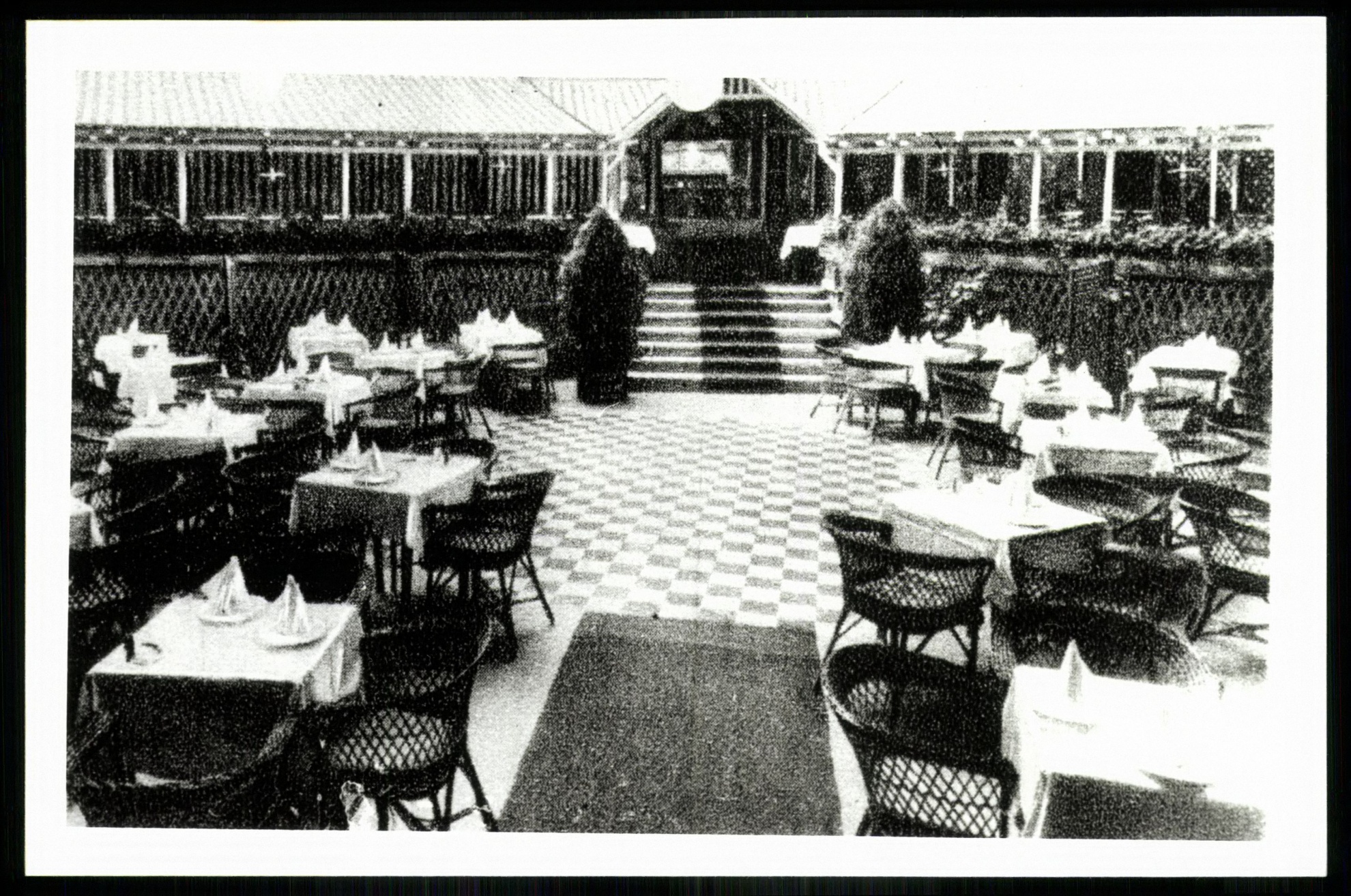 Zsigmond Rózsadomb étterem (Magyar Kereskedelmi és Vendéglátóipari Múzeum CC BY-NC-ND)