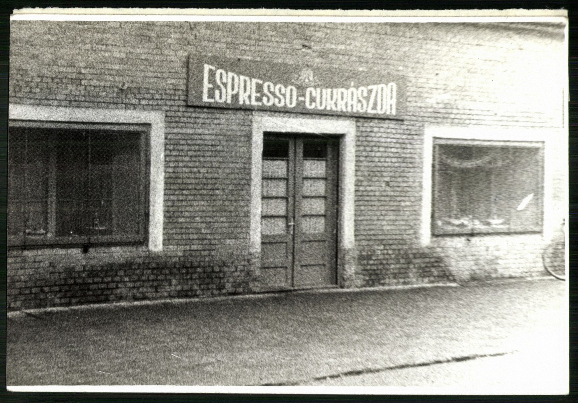 Vámosgyörk Eszpresszó-Cukrászda (Magyar Kereskedelmi és Vendéglátóipari Múzeum CC BY-NC-ND)