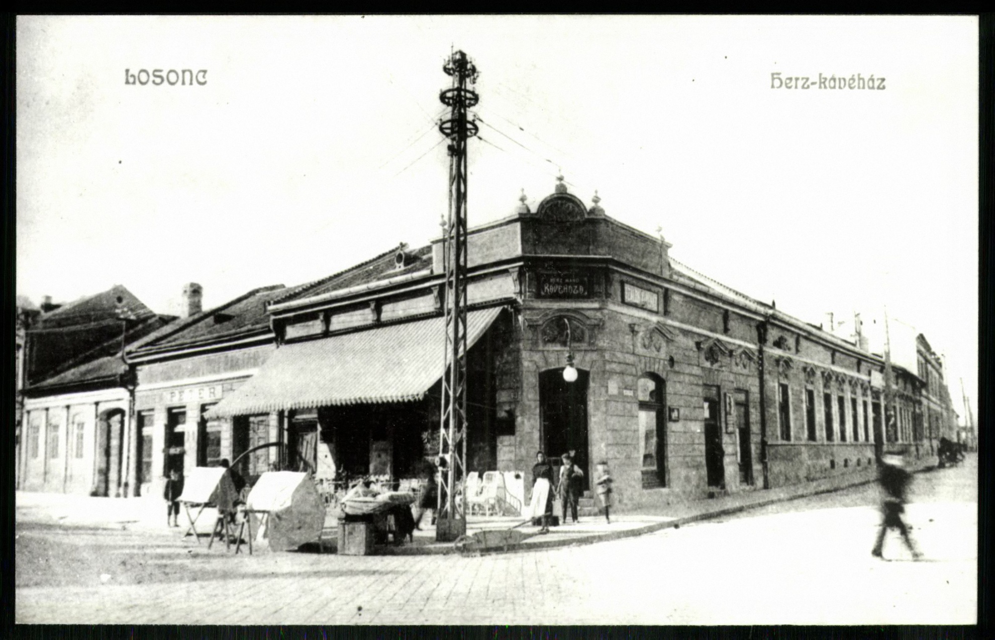 Losonc Takács Lajos „Royal” kávéháza (Magyar Kereskedelmi és Vendéglátóipari Múzeum CC BY-NC-ND)