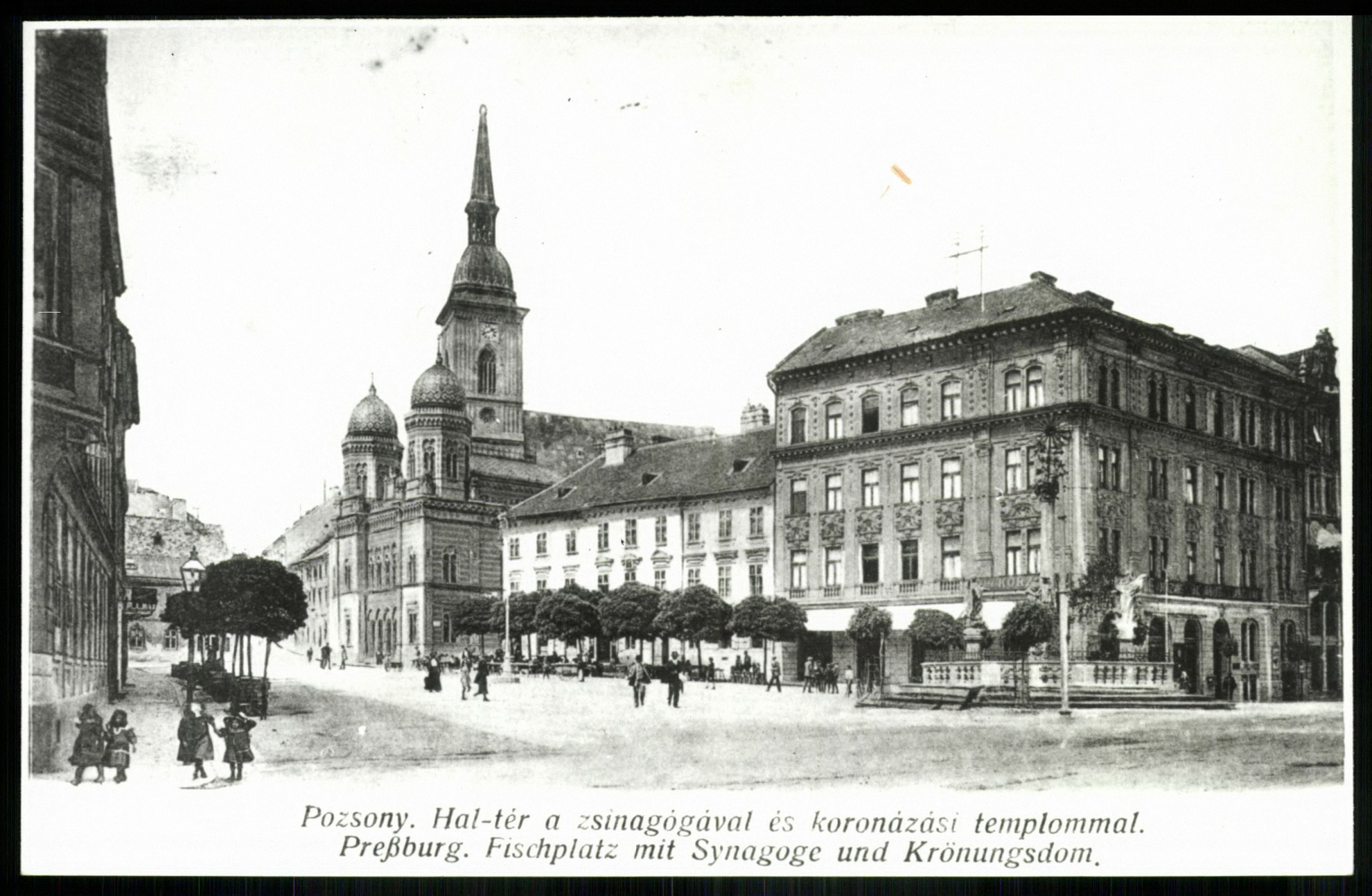 Pozsony Kossuth Lajos tér (Magyar Kereskedelmi és Vendéglátóipari Múzeum CC BY-NC-ND)