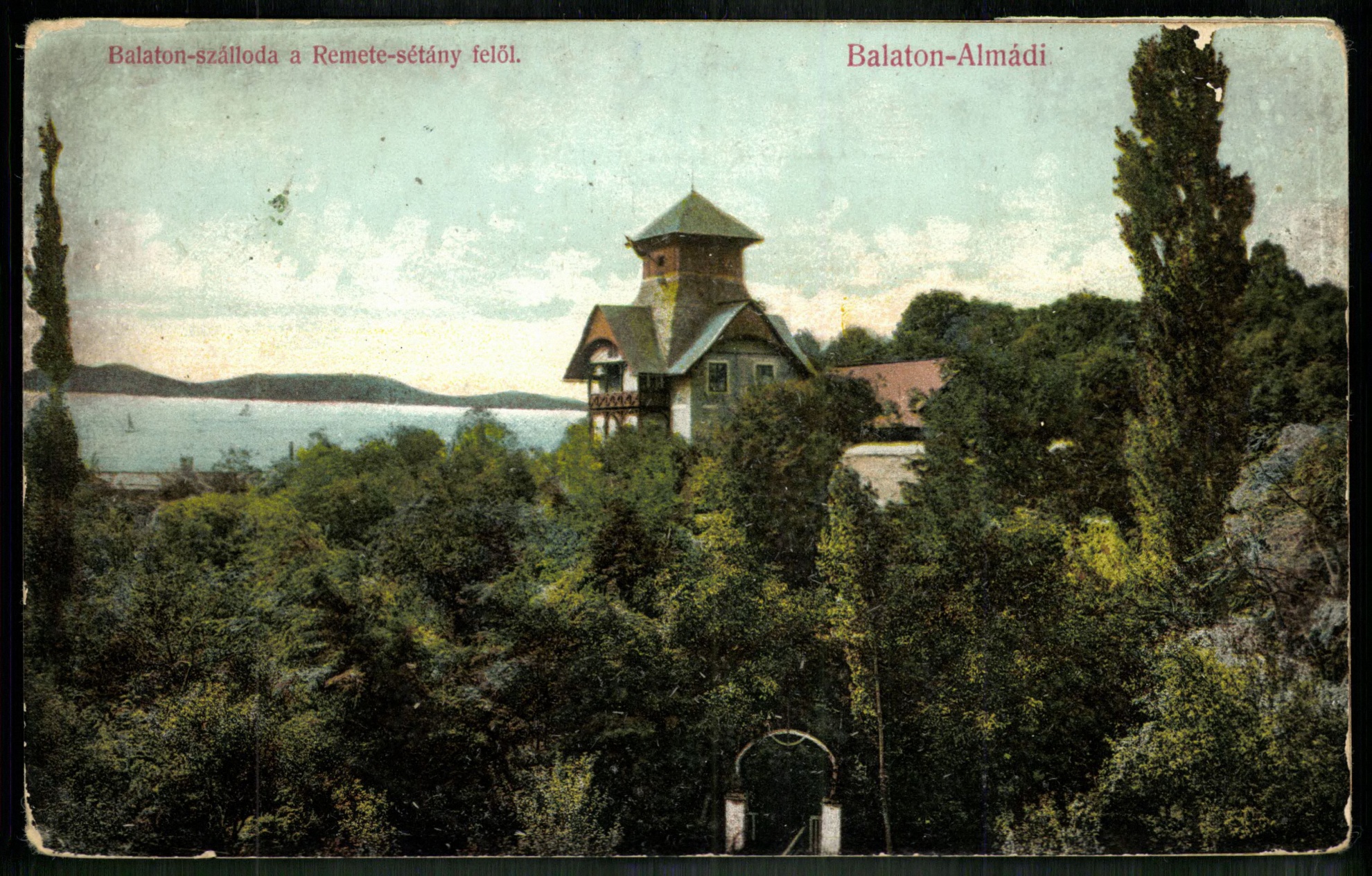 Balatonalmádi Balaton szálloda a Remete-sétány felől (Magyar Kereskedelmi és Vendéglátóipari Múzeum CC BY-NC-ND)