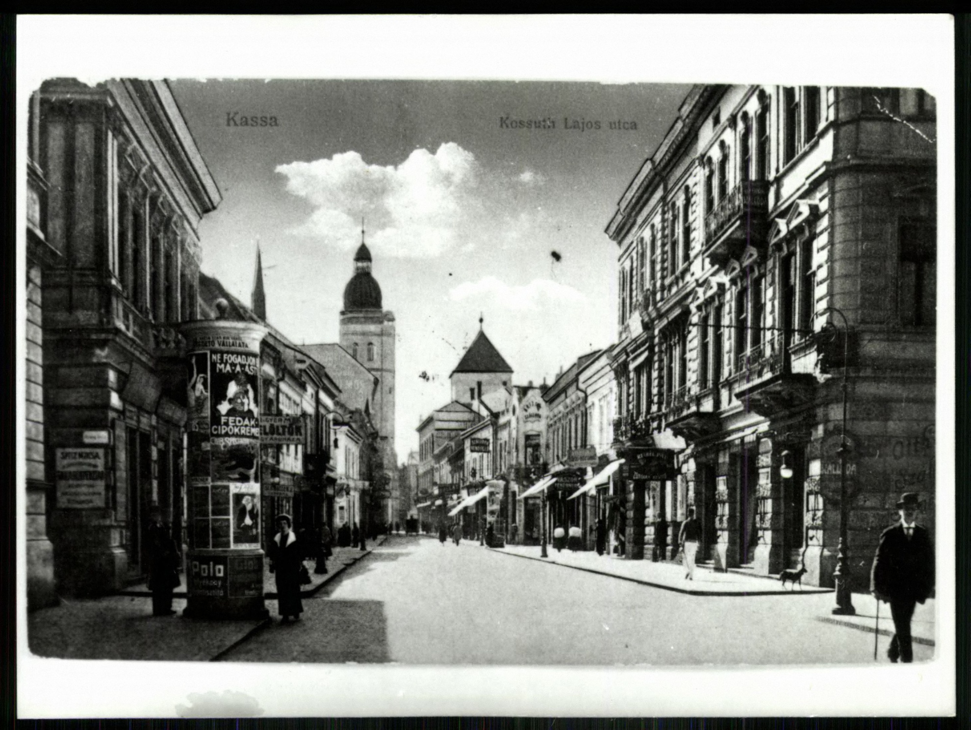 Kassa Kossuth Lajos utca. Otthon szálloda (Magyar Kereskedelmi és Vendéglátóipari Múzeum CC BY-NC-ND)