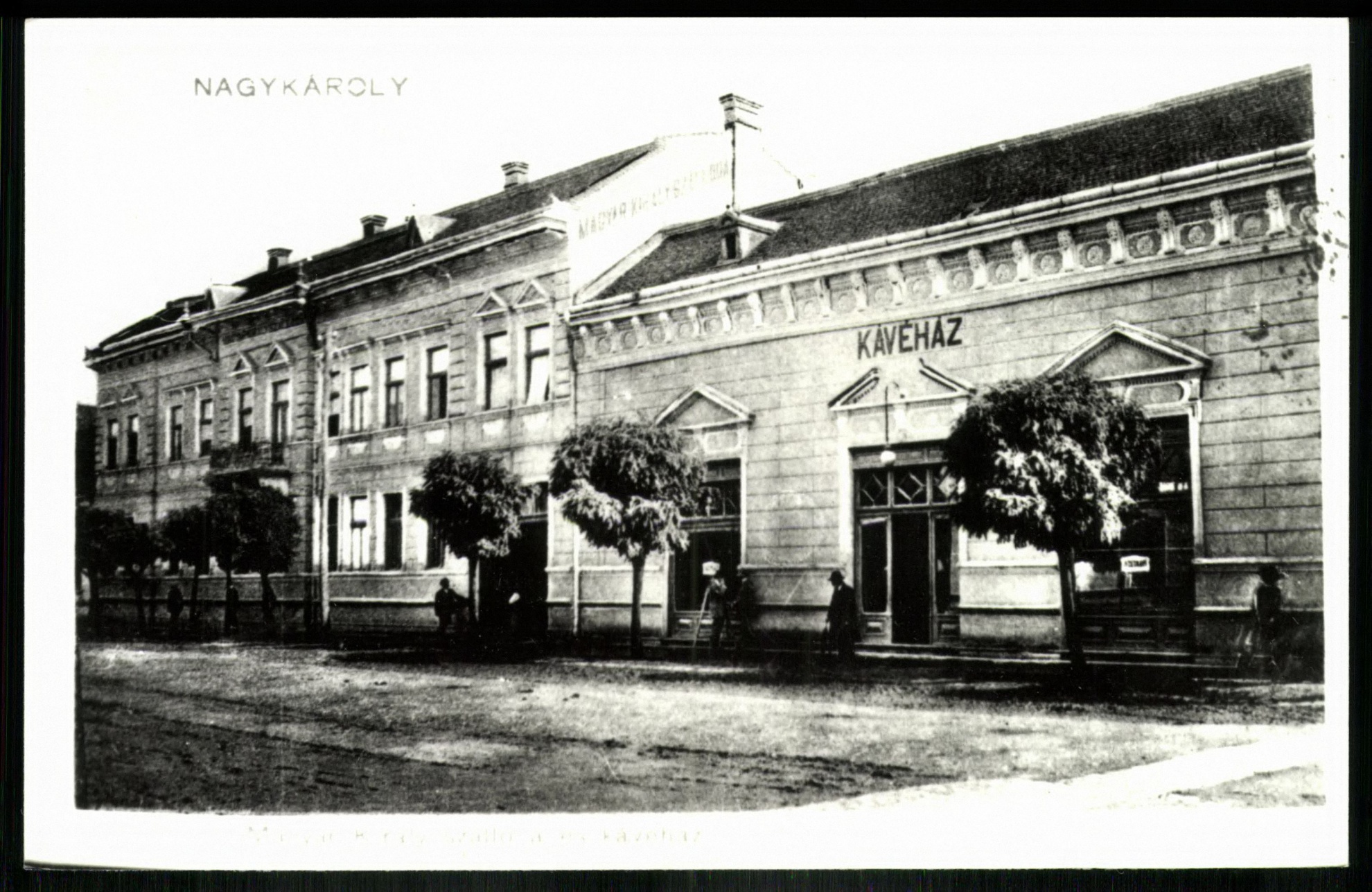 Nagykároly Tűzfalon: Magyar Király szálloda (Magyar Kereskedelmi és Vendéglátóipari Múzeum CC BY-NC-ND)