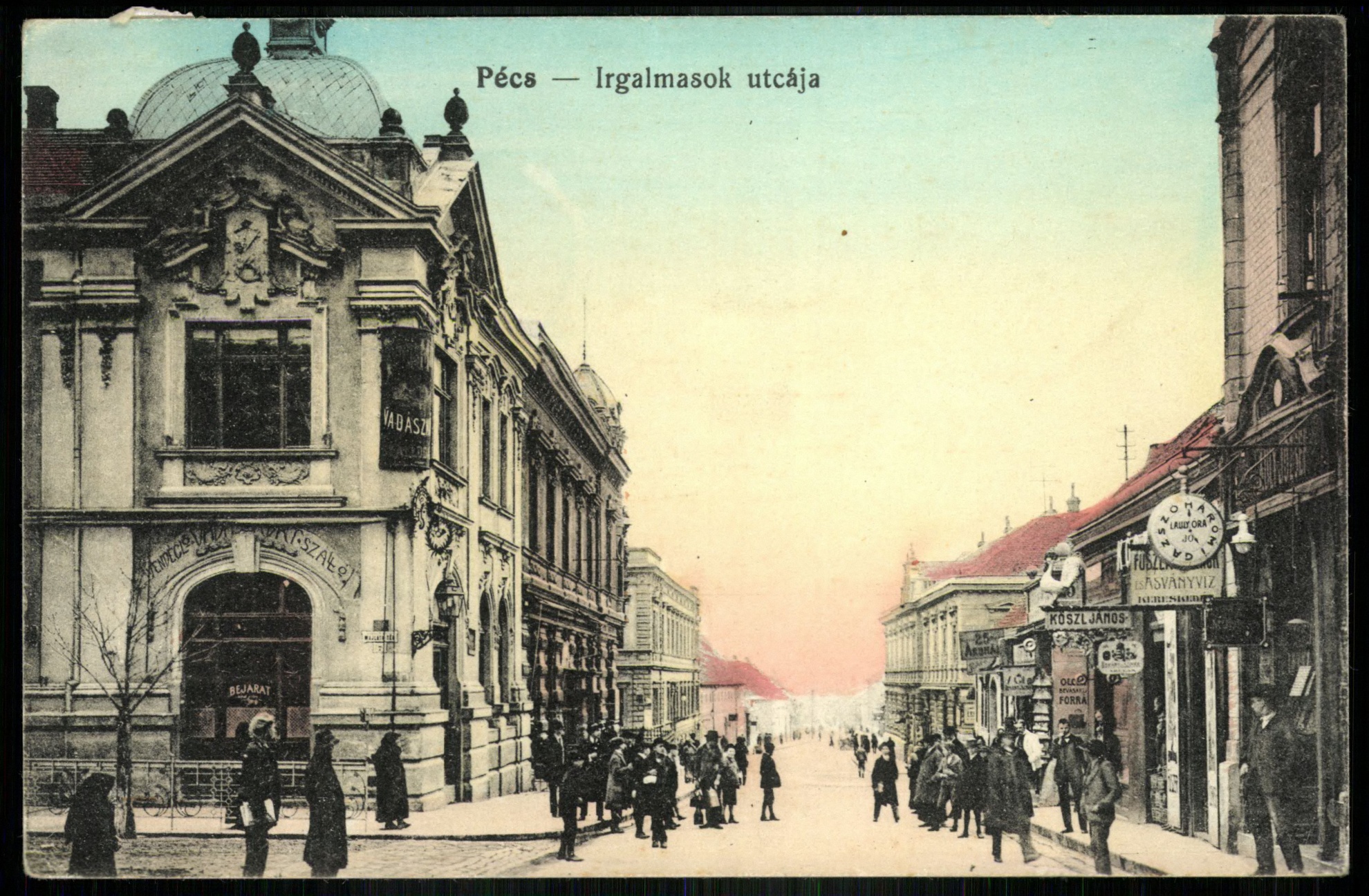 Pécs Irgalmasok utcája (Magyar Kereskedelmi és Vendéglátóipari Múzeum CC BY-NC-ND)