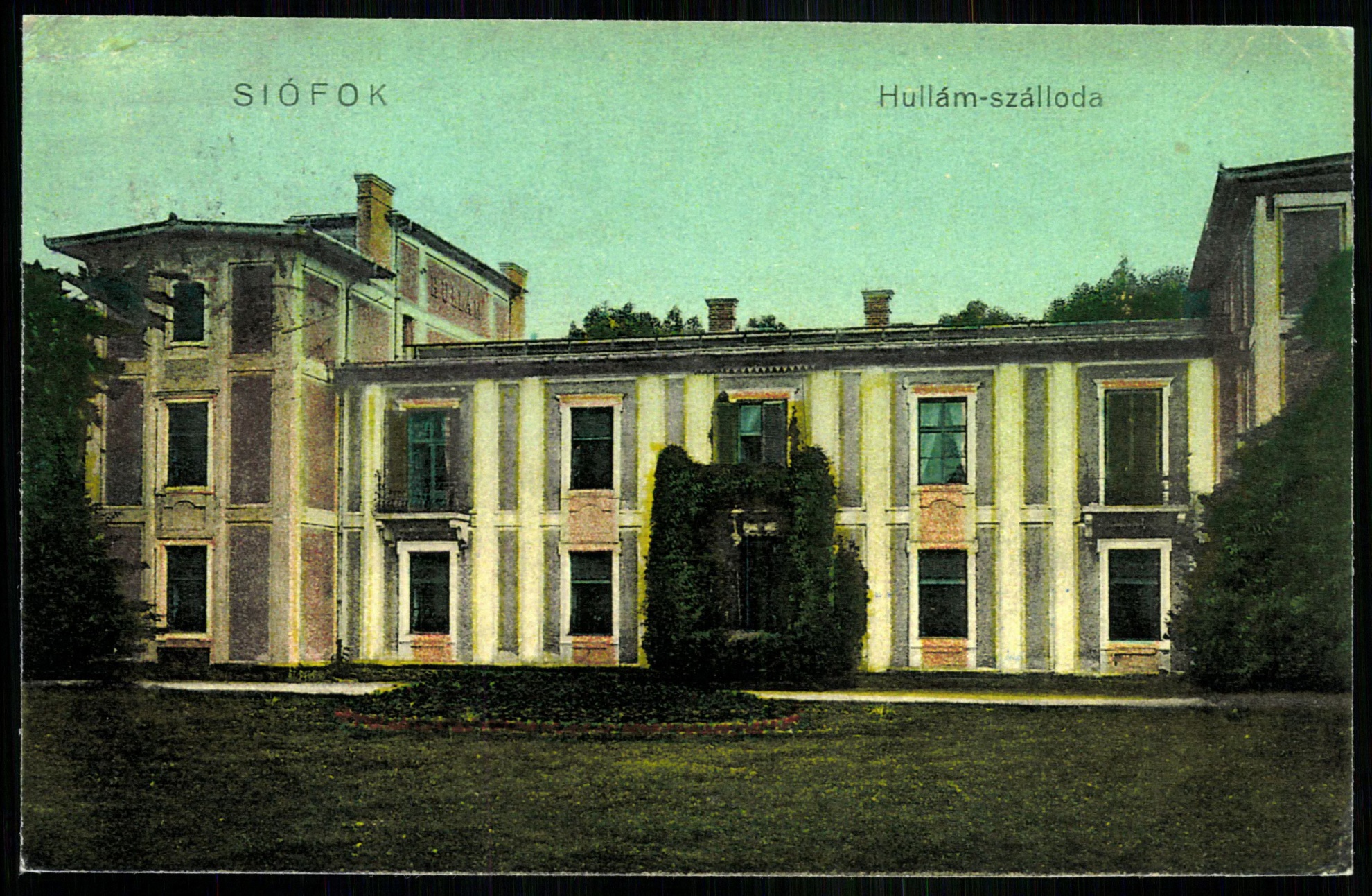 Siófok Hullám szálloda (Magyar Kereskedelmi és Vendéglátóipari Múzeum CC BY-NC-ND)