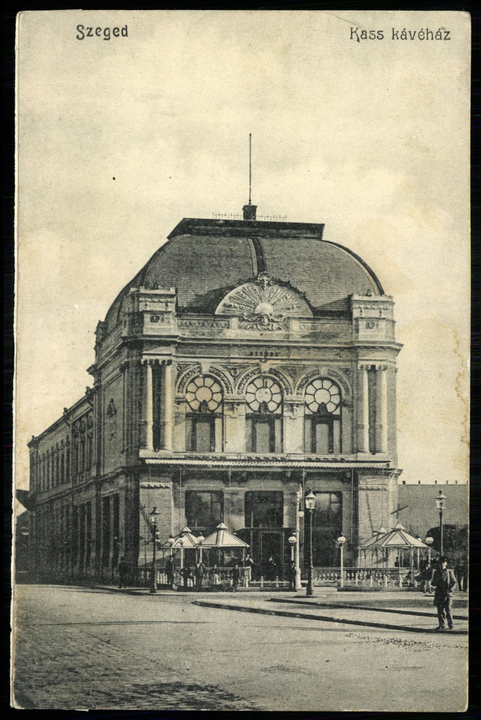Szeged Kass kávéház (Magyar Kereskedelmi és Vendéglátóipari Múzeum CC BY-NC-ND)