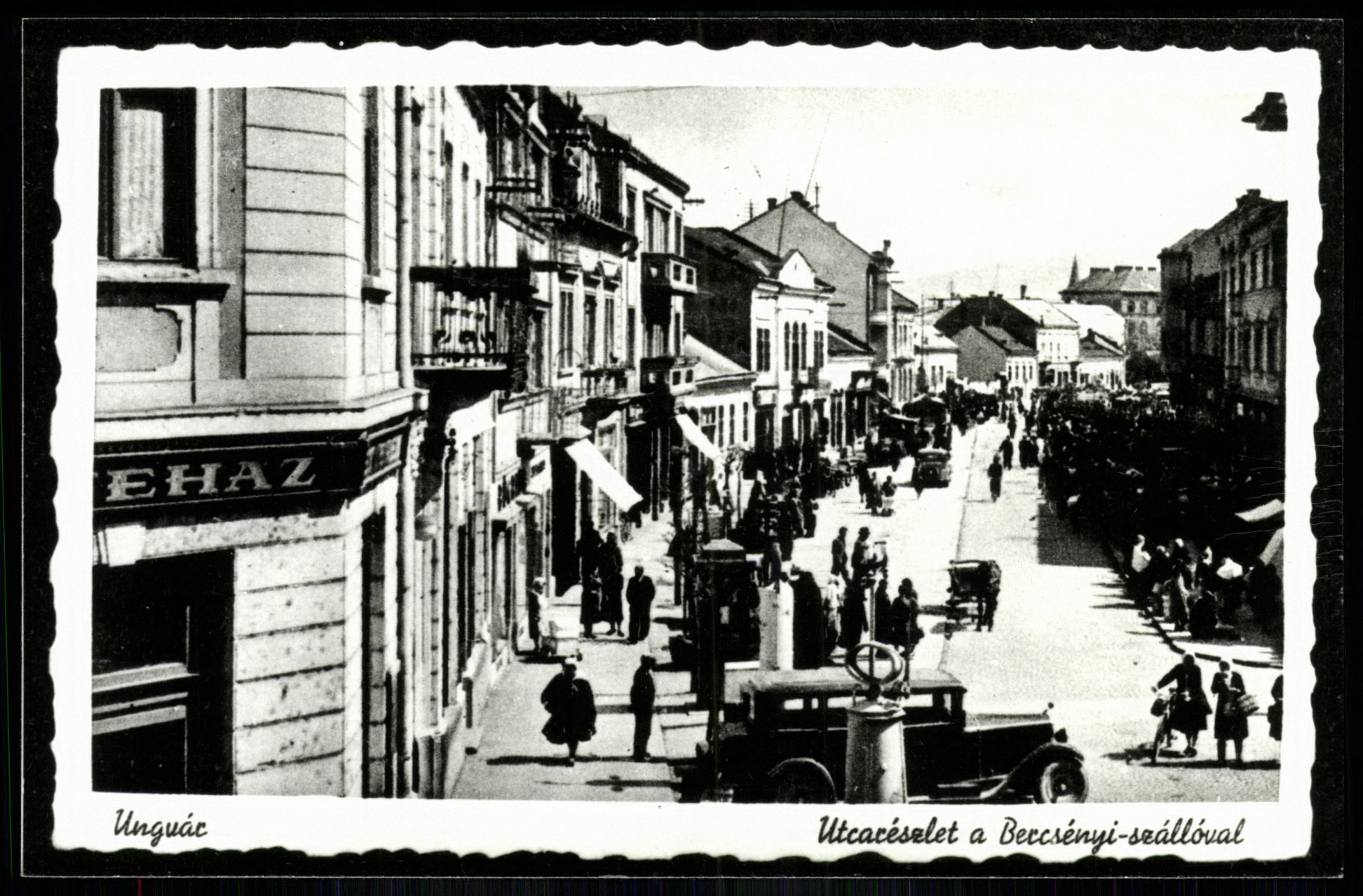 Ungvár Utcarészlet a Bercsényi szállóval (Magyar Kereskedelmi és Vendéglátóipari Múzeum CC BY-NC-ND)
