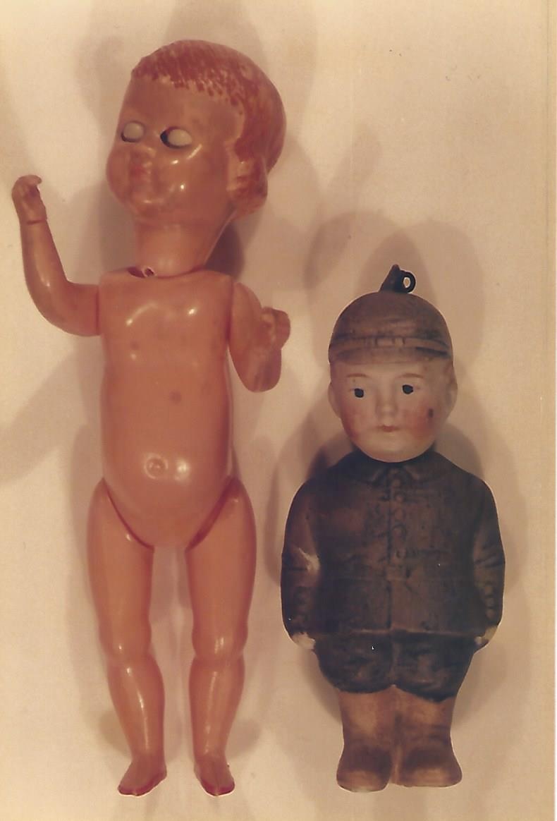 karácsonyfadísz és játékbaba (Magyar Kereskedelmi és Vendéglátóipari Múzeum CC BY-NC-ND)