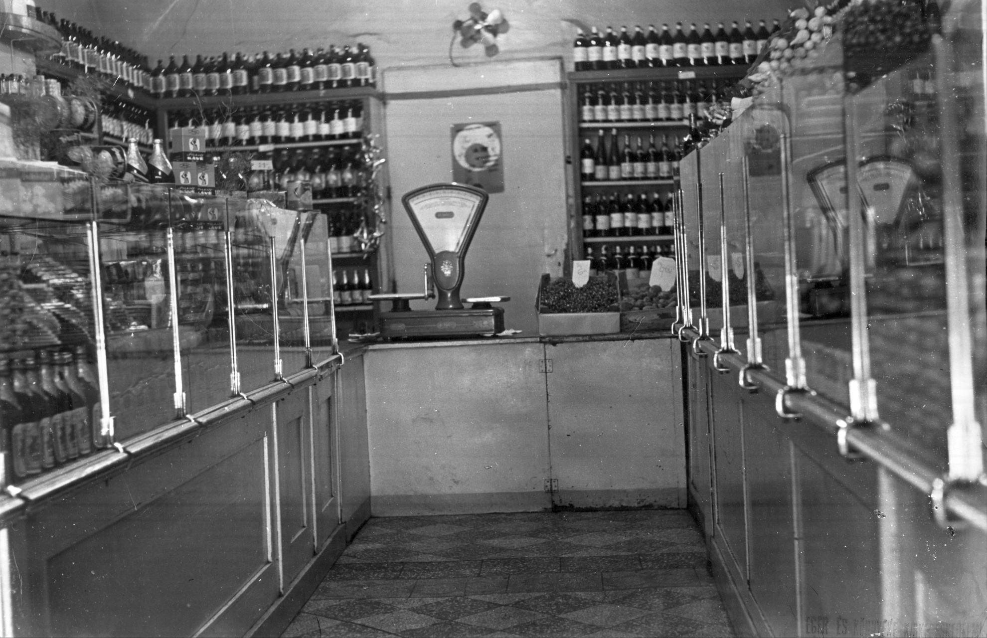 1. sz Fűszer-Csemege Bolt, Eger (Magyar Kereskedelmi és Vendéglátóipari Múzeum CC BY-NC-ND)