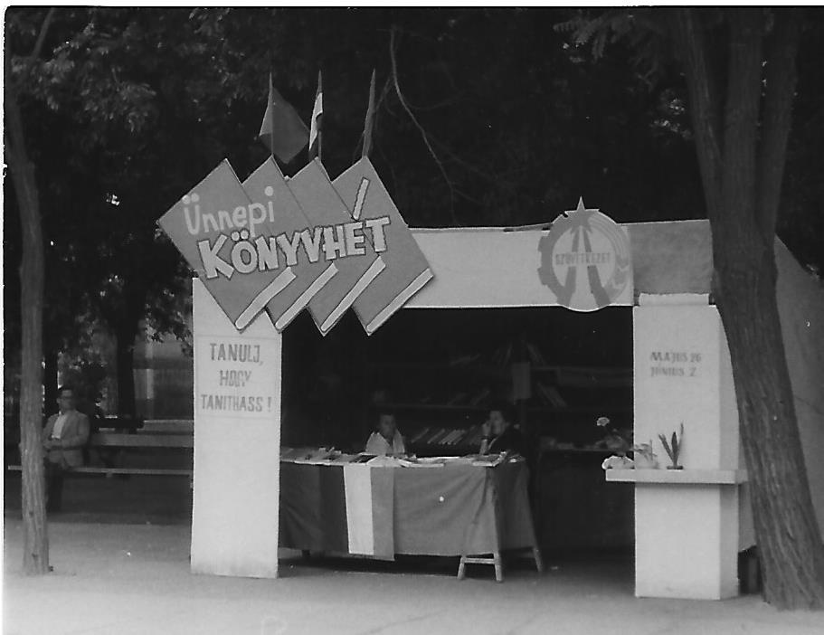Ünnepi Könyvhét - Orosháza (Magyar Kereskedelmi és Vendéglátóipari Múzeum CC BY-NC-ND)