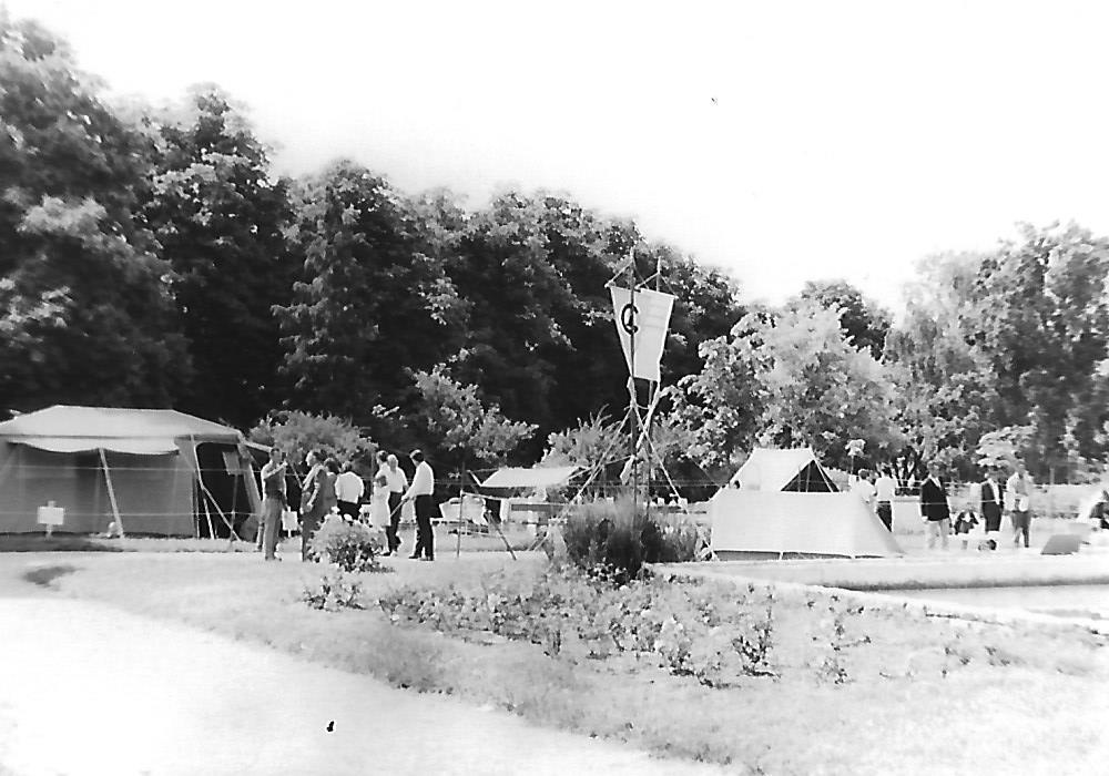 Szabadtéri Camping Kiállítás - Mohács (Magyar Kereskedelmi és Vendéglátóipari Múzeum CC BY-NC-ND)