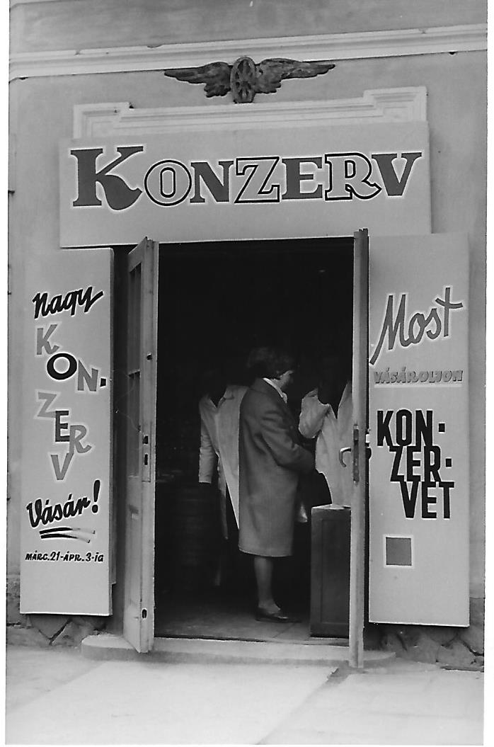 Nagy Konzerv Vásár - Orosháza (Magyar Kereskedelmi és Vendéglátóipari Múzeum CC BY-NC-ND)