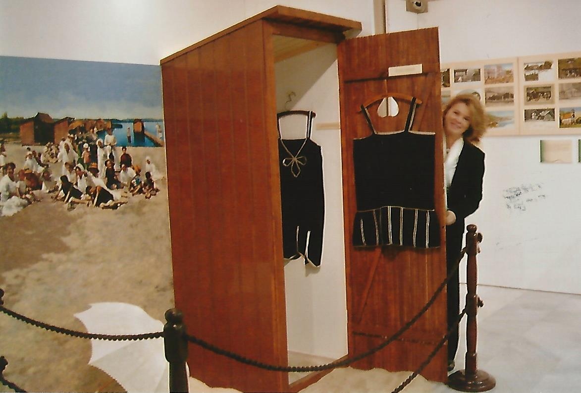 Egykori MKVM vendéglátóipari kiállítás Budapest 2008. (Magyar Kereskedelmi és Vendéglátóipari Múzeum CC BY-NC-ND)