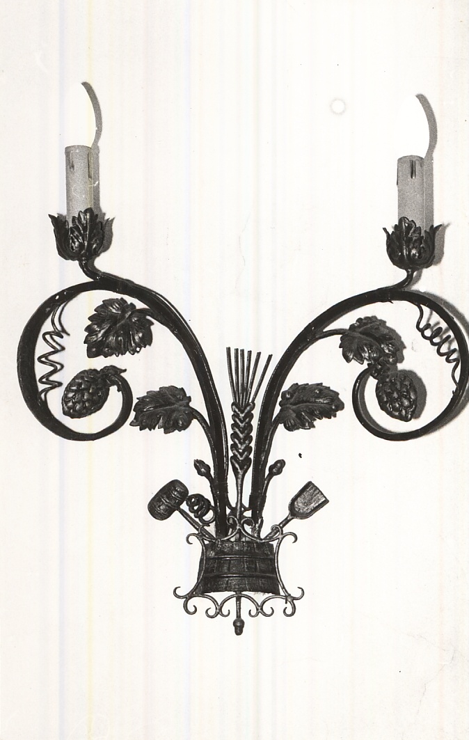 Falikar sörös céhjelvénnyel (Magyar Kereskedelmi és Vendéglátóipari Múzeum CC BY-NC-ND)
