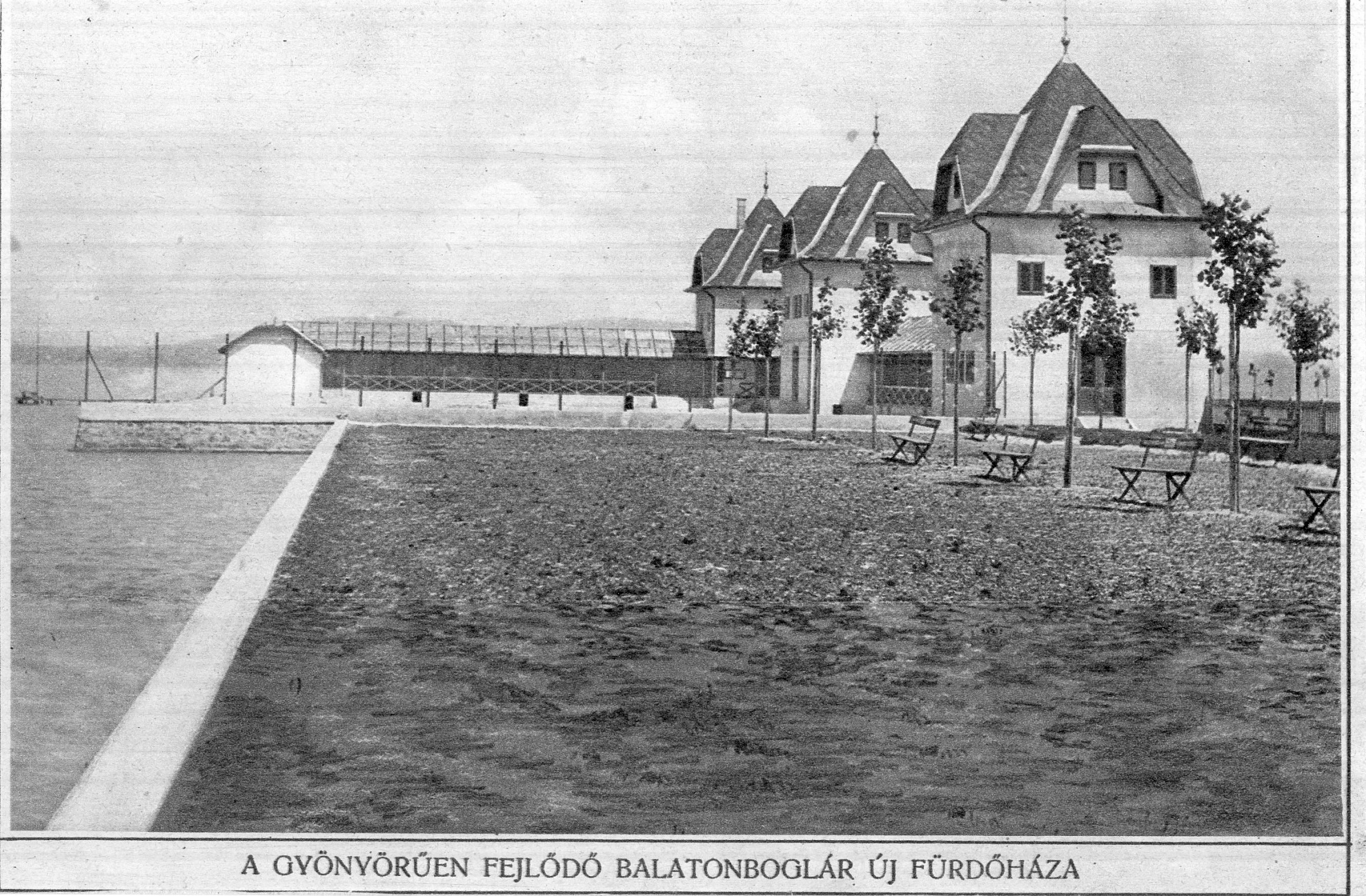 Balatonboglár új fürdőháza,1926. (Magyar Kereskedelmi és Vendéglátóipari Múzeum CC BY-NC-ND)