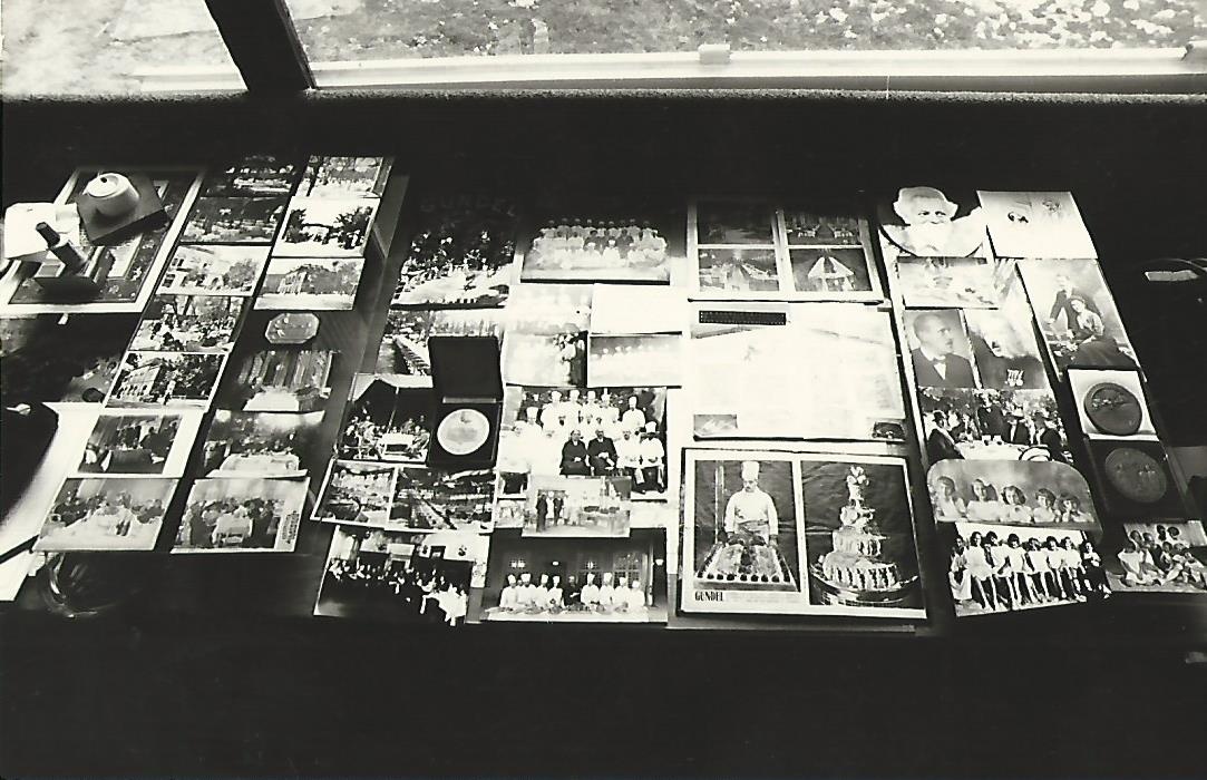 Egykori MKVM vendéglátóipari kiállítás Székesfehérvár 1987. (Magyar Kereskedelmi és Vendéglátóipari Múzeum CC BY-NC-ND)