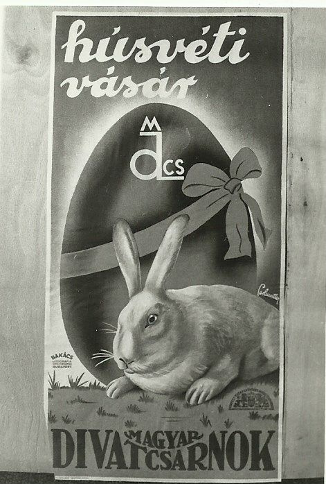 Húsvéti vásár a Divatcsarnokban, Budapest 1937. (Magyar Kereskedelmi és Vendéglátóipari Múzeum CC BY-NC-ND)