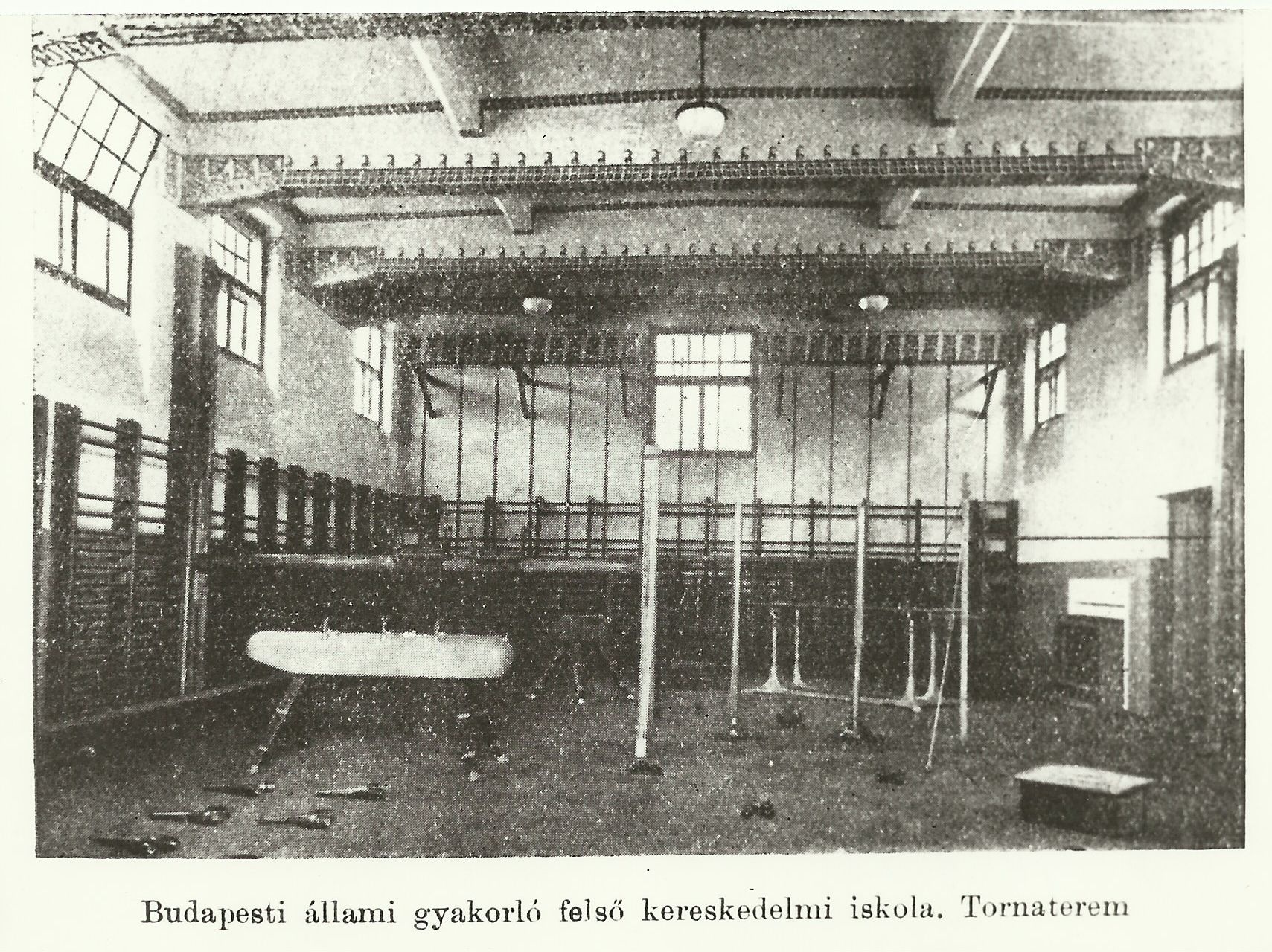 Budapesti állami gyakorló felső kereskedelmi iskola (Magyar Kereskedelmi és Vendéglátóipari Múzeum CC BY-NC-ND)