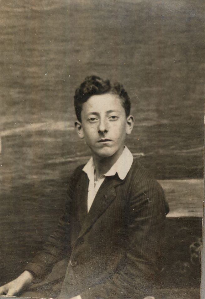 Butschh Mihály Bonyhád 1925. (Magyar Kereskedelmi és Vendéglátóipari Múzeum CC BY-NC-ND)