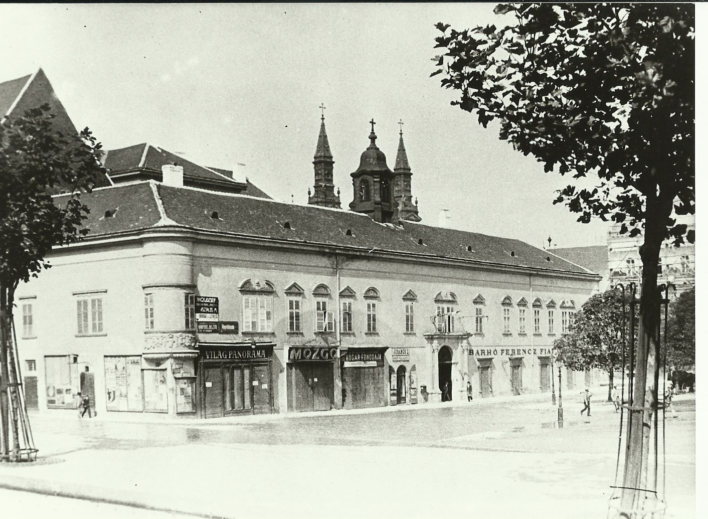 Piarista Ház utcarészlet (Magyar Kereskedelmi és Vendéglátóipari Múzeum CC BY-NC-ND)