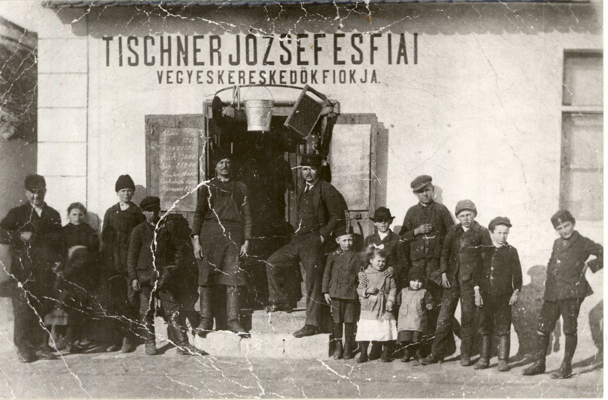 Tischner József és Fiai Vegyeskereskedők Fiókja (Magyar Kereskedelmi és Vendéglátóipari Múzeum CC BY-NC-ND)