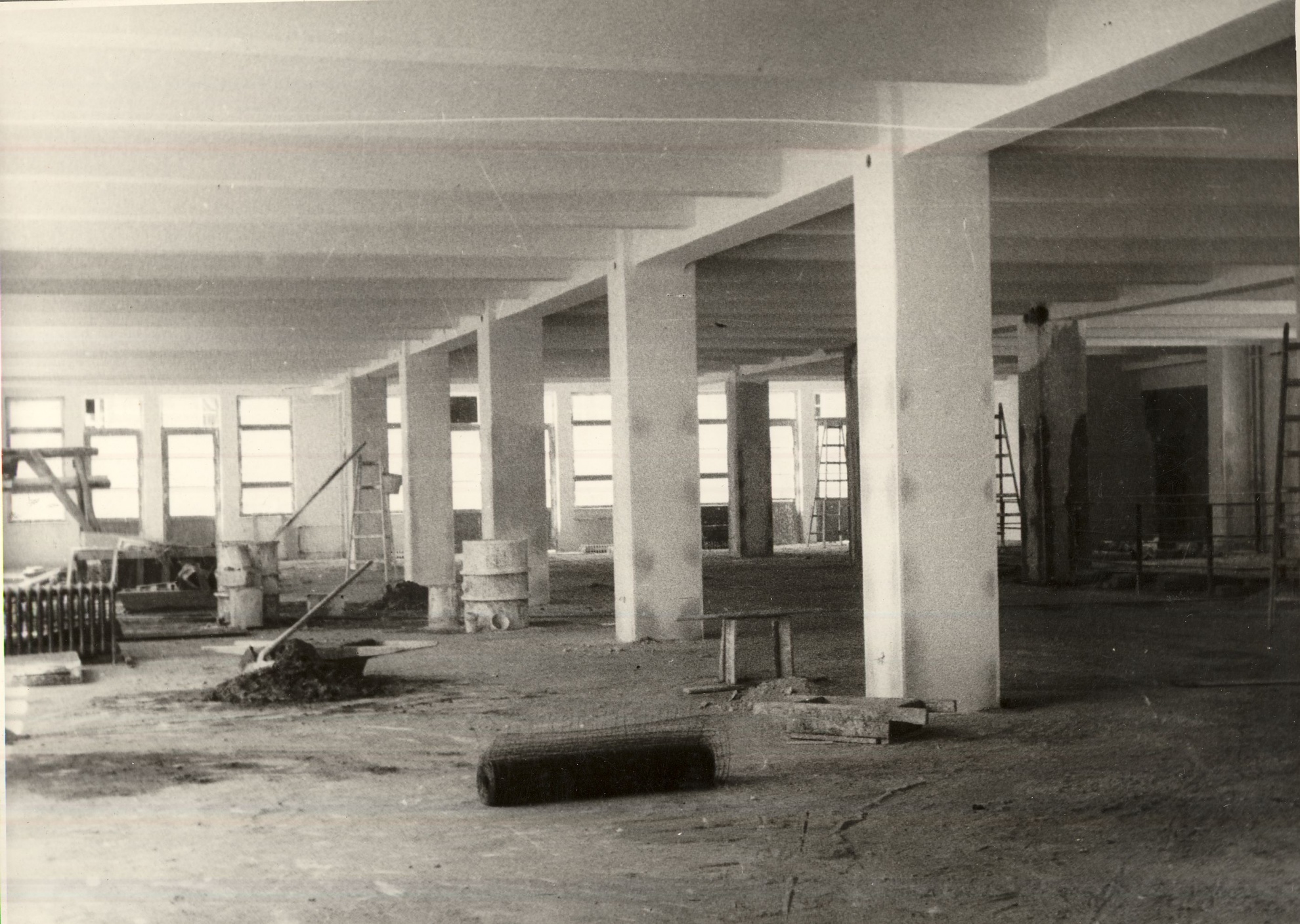 Corvin Áruház újjáépítése (Magyar Kereskedelmi és Vendéglátóipari Múzeum CC BY-NC-ND)