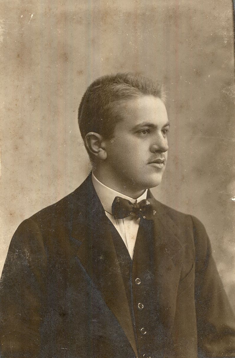 Zoller Nándor portréja, Győr 1912. (Magyar Kereskedelmi és Vendéglátóipari Múzeum CC BY-NC-ND)