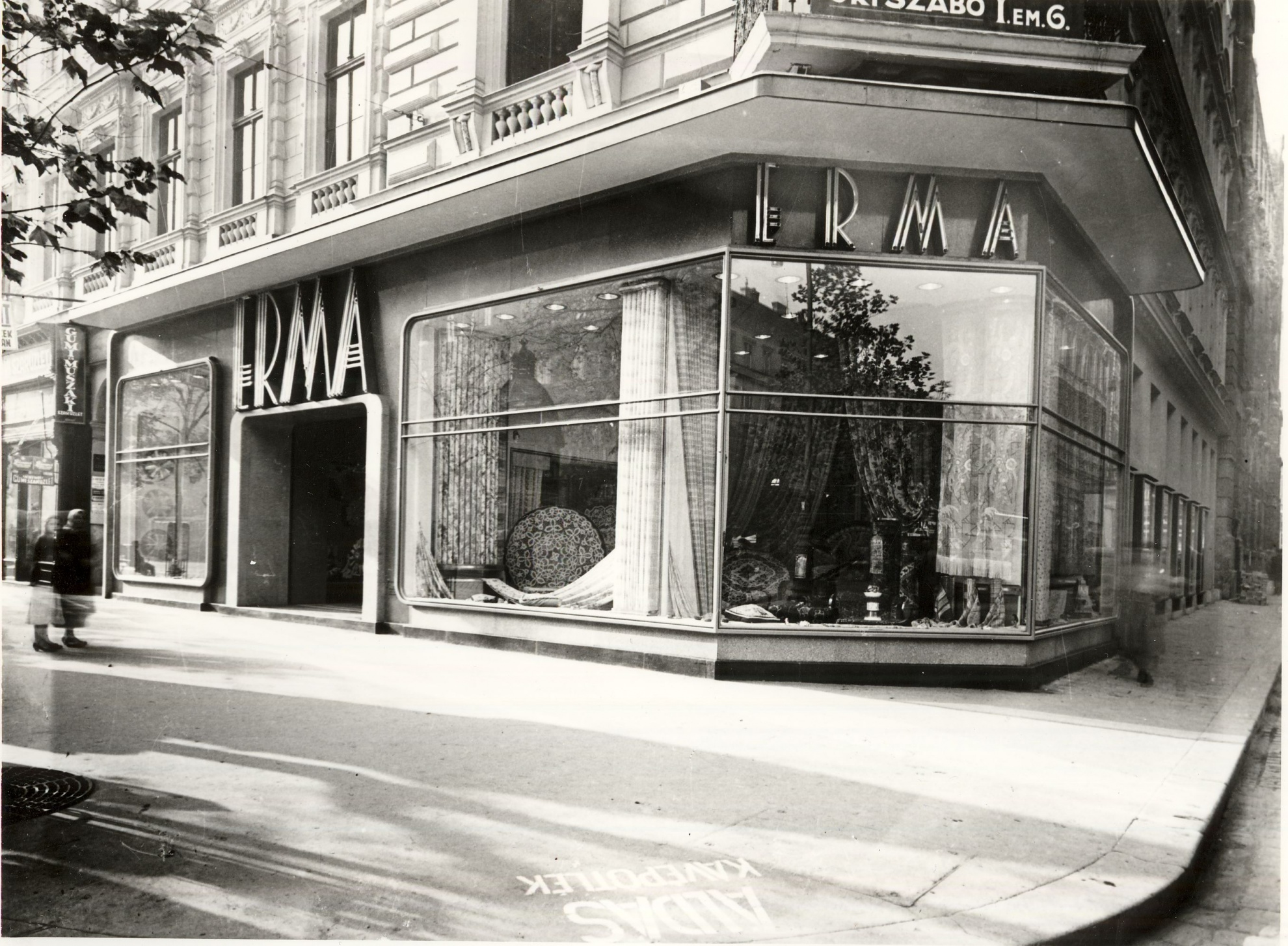 Erma üzlet (Magyar Kereskedelmi és Vendéglátóipari Múzeum CC BY-NC-ND)