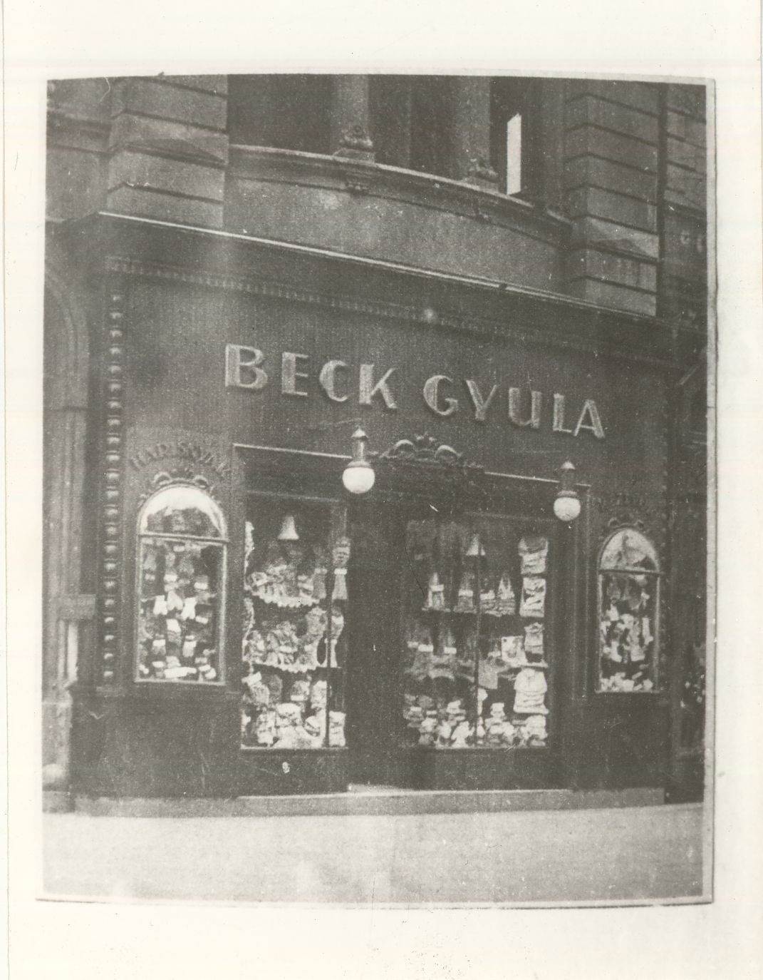 Beck Gyula üzlete (Magyar Kereskedelmi és Vendéglátóipari Múzeum CC BY-NC-ND)