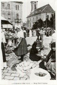 Piac a Döbrentei téren Budapest 1906.