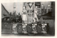 VIM reklám installáció 1947.
