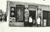 Jancsó Dezső vegyesboltja Esztergom 1931.