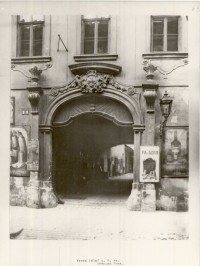 Vegyeskereskedés a Veres Pálné utca 08. szám alatt, Budapest 1890-es évek