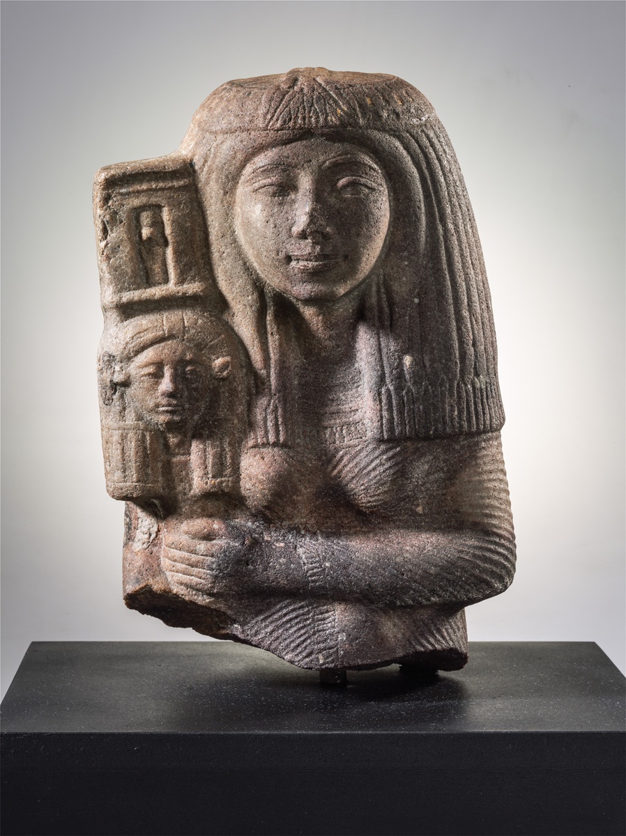 Fiatal nő Hathor istennő jelvényével (Szépművészeti Múzeum CC BY-NC-SA)