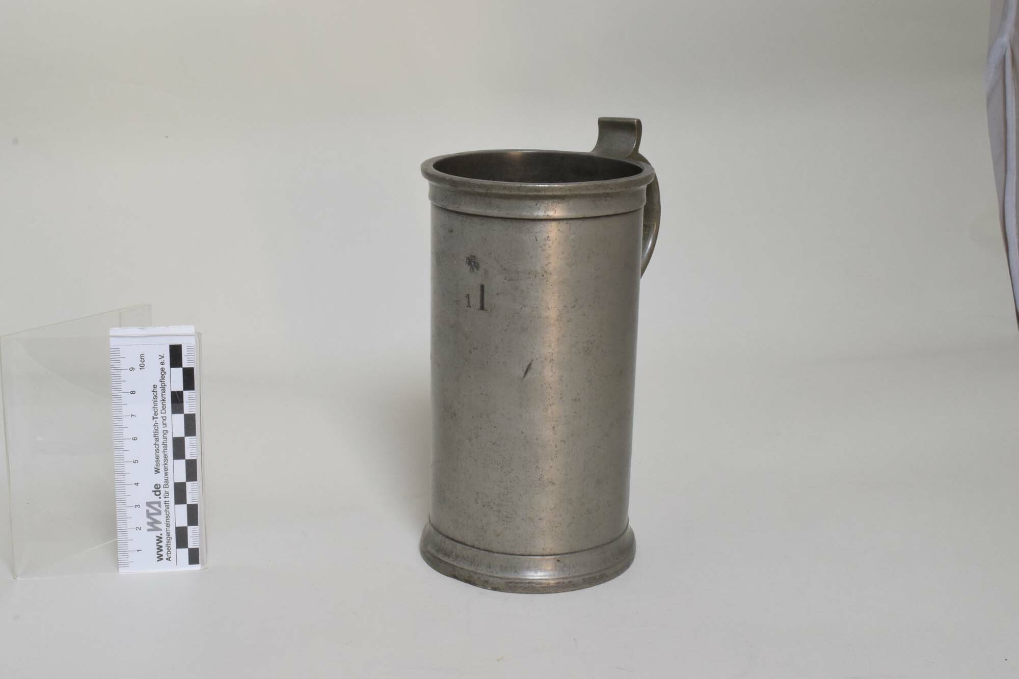 Mensur, 1 Liter (Messgefäß) :: Heimatmuseum Dohna :: museum-digital:deutschland