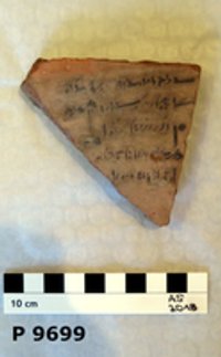 Demotisches Ostrakon mit einer Quittung über Begräbnissteuer (Demotic ostracon with a receipt for funeral tax)