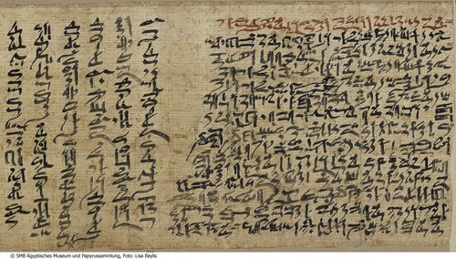 Hieratischer Papyrus mit der Lebensgeschichte des Sinuhe (Hieratic papyrus with the life story of Sinuhe, text B and R)